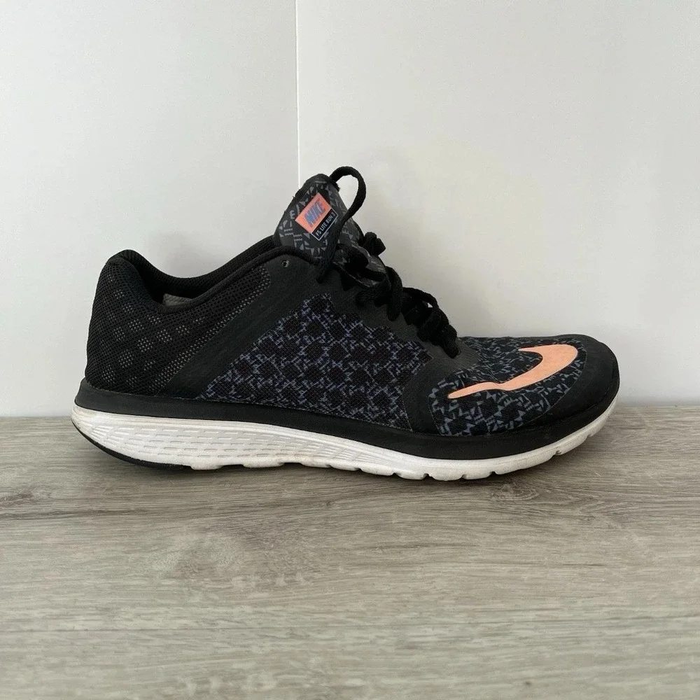 Nike FS Lite Run 3 Black Pink Running Shoes Womens Size 9 819167-005